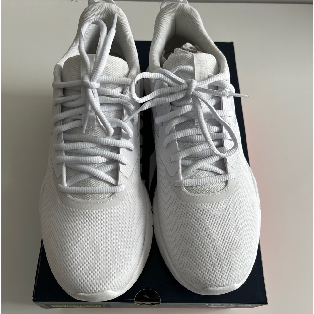 Reebok Flexagon Force 4 training shoes white size 10 with box.